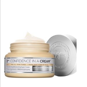 It Cosmetics confidence in a cream